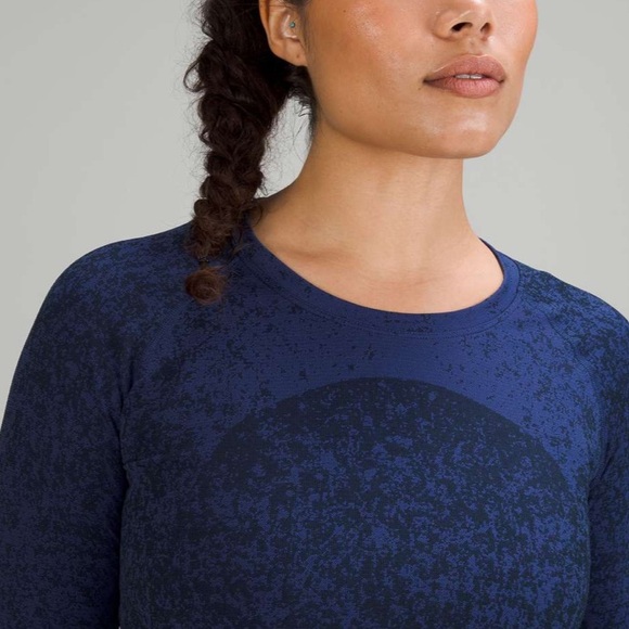 NWT swiftly tech long sleeve gradient block psychic/true navy size 4 lululemon - Picture 11 of 15